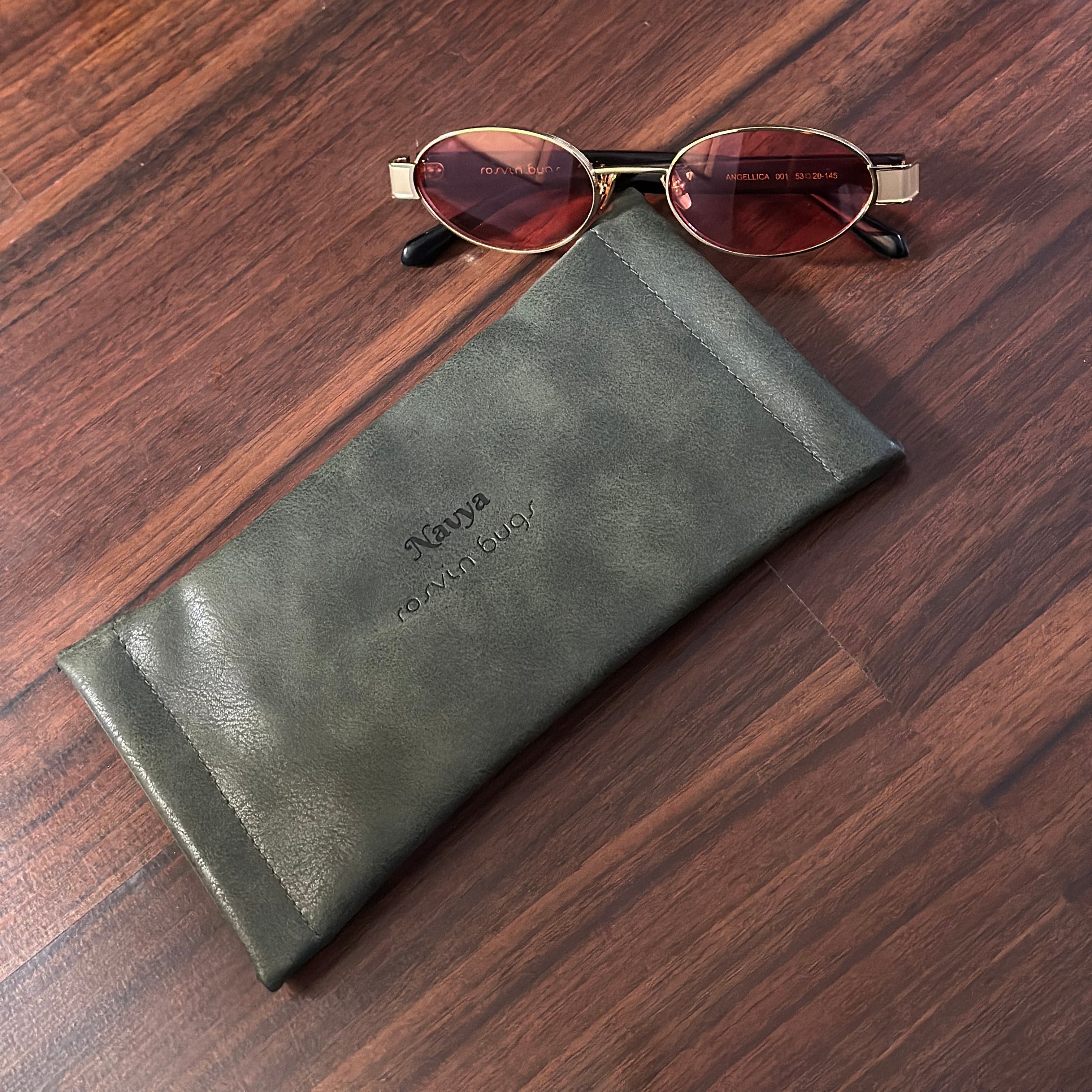 DUAL POUCH