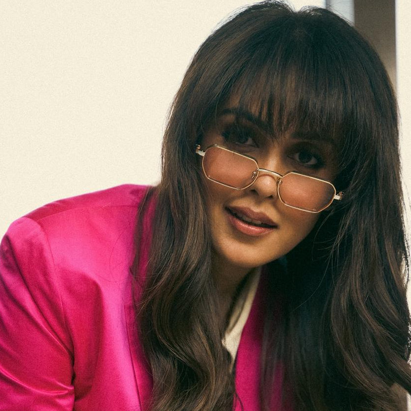 GENELIA DESHMUKH WEARING OLIVIER SUN IN GOLD/LIGHT PINK