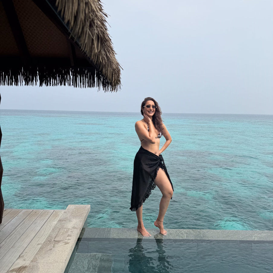 PRAGYA JAISWAL WEARING  ANGELLICA SUN IN SILVER/GREY