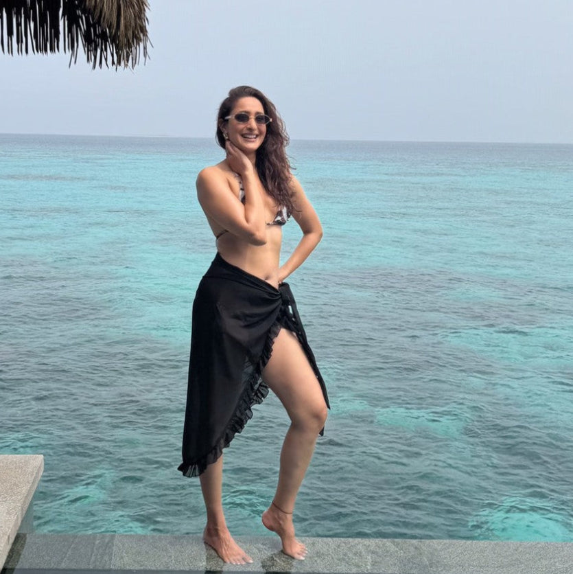 PRAGYA JAISWAL WEARING  ANGELLICA SUN IN SILVER/GREY