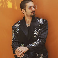 ALI FAZAL WEARING CHANDLER SUN IN CRYSTAL/ LIGHT BROWN